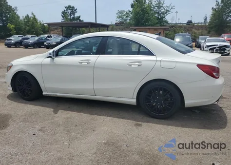 2015 Mercedes-Benz Cla 250 z USA, uszkodzony, nr VIN WDDSJ4EB7FN223595